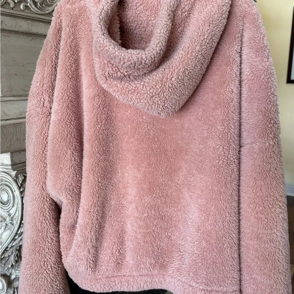 Aeropostale Pink Puffer Jacket - Picture 3 of 4